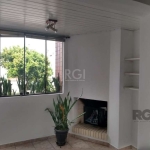 Apartamento de 02 dormitórios, sendo 01 suíte, sacada com churrasqueira/lareira, living amplo para 2 ambientes, banheiro social, cozinha ,área de serviço com Juncker e 1 vaga de garagem coberta. &lt;B