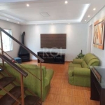 Casa 4 dormitórios, 2 vagas de garagem, no bairro Campo Novo, Porto Alegre/RS      &lt;BR&gt;&lt;BR&gt;Este imóvel de 149m² é uma residência ampla e confortável, ideal para quem busca um espaço bem es