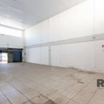 Loja comercial para locação  no bairro Medianeira com aproximadamente 103m² de área privativa, piso ceramico, copa com pia, 01lavabo, 02 vagas de estacionamento em frente a loja. Facil acesso ao comér