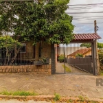 Excelente casa no Bairro Espírito Santo, com pátio ensolarado. São 4 dormitórios, living espaçoso com varanda frontal, gabinete, cozinha ampla, área de serviço, lavanderia, 3 banheiros e área de festa