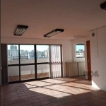 Sala/Conjunto para aluguel com 28 m² Bairro  Petrópolis .&lt;BR&gt;&lt;BR&gt;Excelente sala com  28m², living amplo, sacada, 01 banheiro e porteiro em horário comercial.&lt;BR&gt;&lt;BR&gt;Localizado 