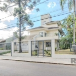 Casa diferenciada no bairro Ipanema, construção com projeto moderno e fino acabamento.&lt;BR&gt;&lt;BR&gt;A Casa ficará semimobiliada e possui 3 suítes (sendo 1 delas master com closet e hidro) todas 