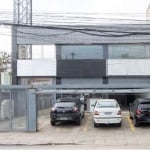 LOJA - AVENIDA ICARAI - BAIRRO CRISTAL&lt;BR&gt;&lt;BR&gt;Loja bem localizada no Bairro Cristal, possui 120m2 de área total, sendo 80m2 no andar térreo e 40m2 no mezanino. Possui 2 banheiros no andar 