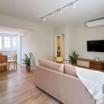 Apartamento Garden 2 dormitórios com sacada e 1 vaga no Rio Branco&lt;BR&gt;&lt;BR&gt;Belíssimo apartamento com 2 dormitórios, banheiro social e lavabo, living com 2 ambientes, sacada, cozinha america