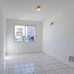 Excelente oportunidade de locação!&lt;BR&gt;&lt;BR&gt;Apartamento com 59m², totalmente reformado e em localização estratégica. Ideal para quem busca conforto, praticidade e fácil acesso à Avenida Ipir