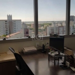 SALA COMERCIAL, 2 BANHEIROS, BAIRRO MENINO DEUS, PORTO ALEGRE/RS'.      &lt;BR&gt;  &lt;BR&gt;&lt;BR&gt;Sala localizada em belo prédio comercial, com maravilhosa vista para o Guaíba, na avenida Getúli