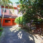 Casa com 3 Dormitórios (1 Suíte) no Jardim Isabel - Zona Sul de Porto Alegre&lt;BR&gt;&lt;BR&gt;Belíssima casa com aproximadamente 160m², localizada no charmoso bairro Jardim Isabel, na zona sul de Po