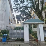 Excelente apartamento de 3 dormitórios todo reformado  cozinha planejada, ar condicionado na sala e  em dois quartos, excelente localização na Vila Nova. Possui 1 vaga de garagem. Prédio Sem elevador.