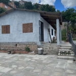 Casa com Aproximadamente 70m² e Amplo Pátio&lt;BR&gt;Residência aconchegante com dois dormitórios, sala de estar, cozinha funcional e banheiro social. Conta com um amplo pátio, perfeito para momentos 