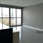 Apto 2 Dormitórios com Duas Vagas de Garagem e Depósito - Semi Mobiliado&lt;BR&gt;&lt;BR&gt;Este apartamento aconchegante de 2 dormitórios está disponível para aluguel e oferece uma série de comodidad