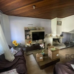 **Casa Residencial à Venda em Porto Alegre, Rio Grande do Sul**&lt;BR&gt;&lt;BR&gt;Seja bem-vindo à sua futura casa! Esta encantadora residência, localizada no bairro Camaquã, em Porto Alegre, está pr