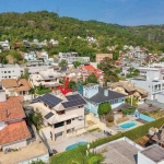 Casa à Venda no Parque São Jorge, Florianópolis !!