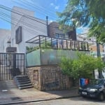 Casa à Venda com 3 Suítes em Loteamento no Bairro Córrego Grande, Florianópolis !!