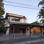 Casa para Venda em Cotia, Granja Viana, 3 dormitórios, 1 suíte, 5 banheiros, 3 vagas