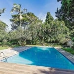 Casa para Venda em Carapicuíba, Granja Viana, 6 dormitórios, 3 suítes, 6 banheiros, 10 vagas