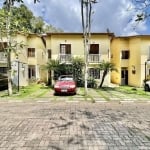 Casa para Venda em Cotia, Jardim Barbacena, 3 dormitórios, 1 suíte, 2 banheiros, 2 vagas