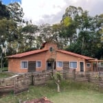 Casa para Locação em Carapicuíba, Granja Santa Maria, 2 dormitórios, 1 suíte, 1 banheiro, 4 vagas