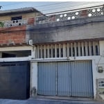 Vendo casa duplex a meia quadra da Av. Theberge