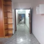 Imperdível oportunidade: Casa à venda em Santo André-SP, Jardim do Estádio! 2 quartos, 1 sala, 2 banheiros, 3 vagas, 168m².