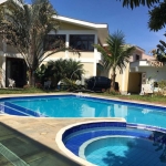 Casa com piscina, espaço gourmet fechado com bar, 3 suítes, 5 vagas na Vila Gilda - Santo André