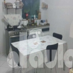 Sobrado de 2 quartos com 2 suítes e 2 vagas de garagem no Jardim Santo Antônio, Santo André-SP, 111m². Venha conferir!