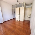 Excelente Sala Comercial para Locação no Centro de Santo André-SP: 1 Sala, 1 Banheiro, 15m² de Área