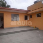 Casa de 202m² à venda em Vila Curuçá, Santo André-SP: 4 quartos, 1 suíte, 1 sala, 4 banheiros e 3 vagas