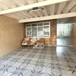 Casa de 182m² à venda em Santo André-SP, Parque Jaçatuba: 3 quartos, 1 suíte, sala, 4 banheiros e 2 vagas. Imperdível!