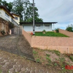 Casa com 3 quartos para alugar na Rua Frederico Afonso, 5595, Centro, São José