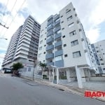 Apartamento com 1 quarto para alugar na Rua Santo Antônio, 390, Barreiros, São José