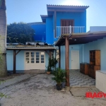 Casa com 2 quartos para alugar na Rua Pau de Canela, 1639, Campeche, Florianópolis