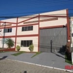 Barracão / Galpão / Depósito com 2 salas para alugar na Rua Padre Raulino Reitz, 683, Areias, São José