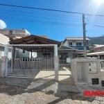 Casa com 2 quartos para alugar na Orival Marinho, 39, Trindade, Florianópolis