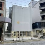 Residencial Janaina apartamento com 2 quartos na Meia Praia