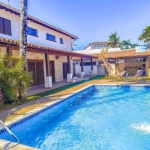 Casa com 4 dormitórios à venda, 280 m² por R$ 1.300.000,00 - Praia de Pernambuco - Guarujá/SP