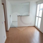 Apartamento no Condomínio Monte Athos.