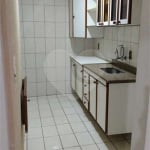 Apartamento com 2 dormitórios.