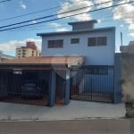 Casa à Venda na Região Central de São Carlos - Excelente Localização