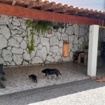 Ótima Casa com Área Gourmet e Garagem para 3 Carros no Parque Douradinho