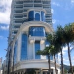 APARTAMENTO FRENTE MAR NO CENTRO DE ITAPEMA