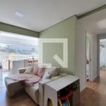 Apartamento no 5º andar mobiliado com 2 dormitórios e 2 garagens