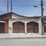 Casa para Venda em Mongaguá, Balneário Flórida Mirim, 2 dormitórios, 1 suíte, 1 banheiro, 2 vagas