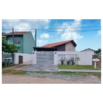 Casa com piscina, 2 quartos bairro Nereidas - Guaratuba PR