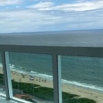 Apartamento Frente Mar pé na Areia em Balneário Piçarras com 4 dormitórios