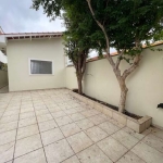 Casa térrea no Butantã 120m² 2 quartos 2 banheiros 4 vagas FL15