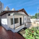 CASA TERREA COM 3 DORMITORIOSPROXIMO AO PORTAO 3 DA USP FL26