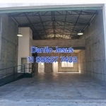 Galpão com aproximadamente 300m² 3 banheiros, 3 vagas e Elevador. FL51