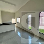 Casa para Venda em Uberlândia, Jardim Holanda, 3 dormitórios, 1 suíte, 2 banheiros, 2 vagas