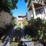 Casa Residencial à venda, Coqueiros, Florianópolis - CA1072.