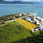 Terreno com 1537m² e vista Mar à venda em Garopaba.